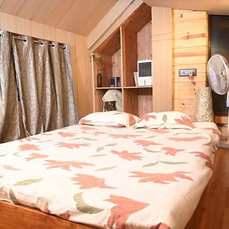 Bed and Breakfast The Cabin By The Bayou à Guwahati Extérieur photo